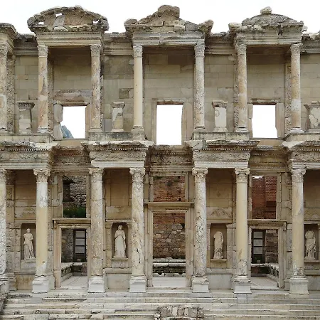 Uygulama Oteli̇ سلجوك