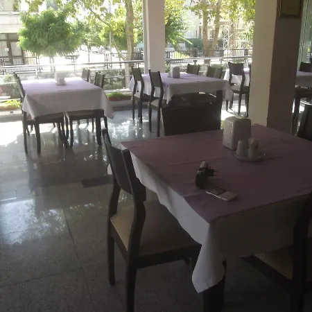 塞尔丘克乌古拉马奥特里酒店 酒店 *