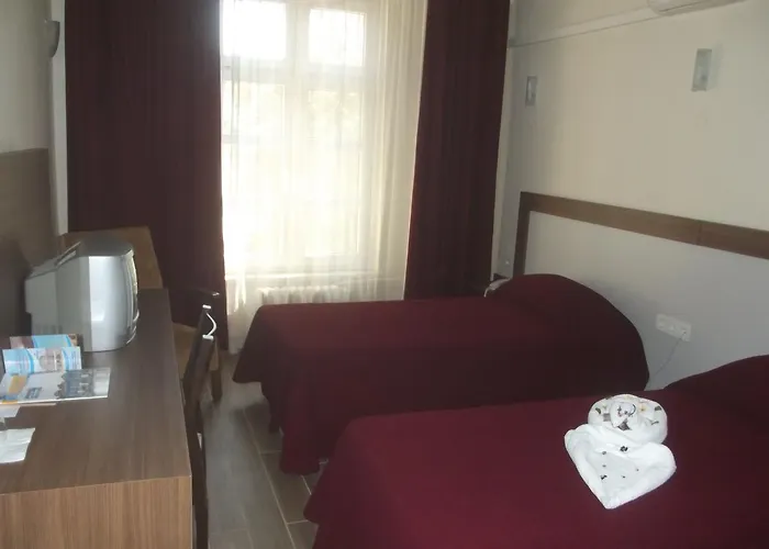 Uygulama Oteli̇ Hotel *