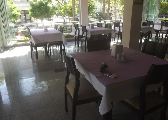 Uygulama Oteli̇ Hotel *